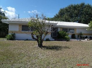 11410 114th Ter, Seminole, FL 33778