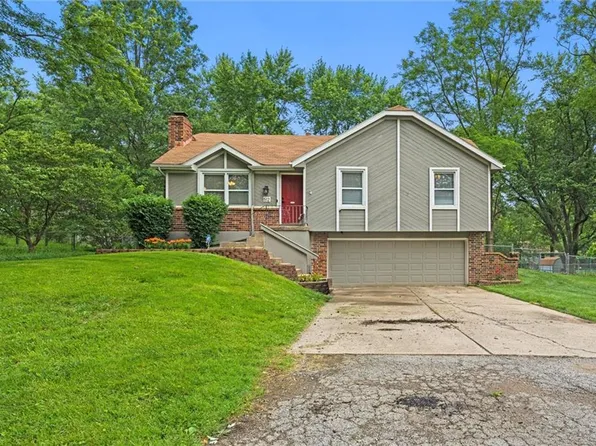 512 NE 113th St, Kansas City, MO 64155