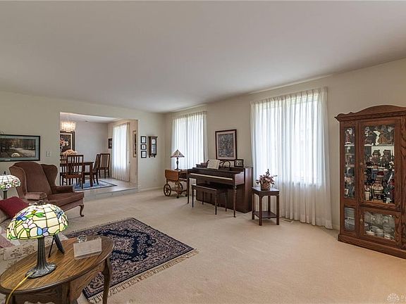 2nd image of 5864 Overhill Ln