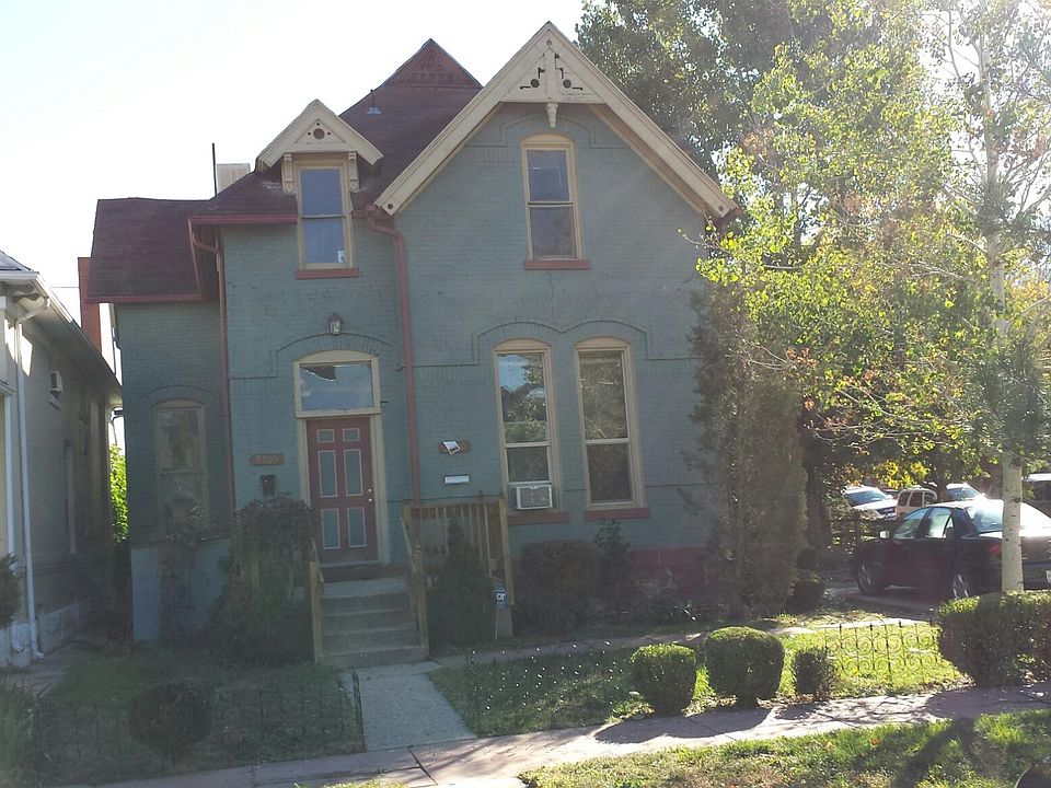 Front from Marion St, 1889 Victorian with tons of charm, high celings, freshly painted lower unit available Oct 1