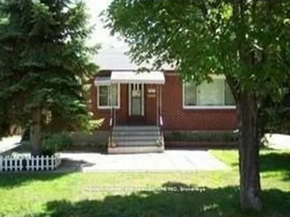 320 Fullerton Ave, Ottawa, ON K1K 1K3