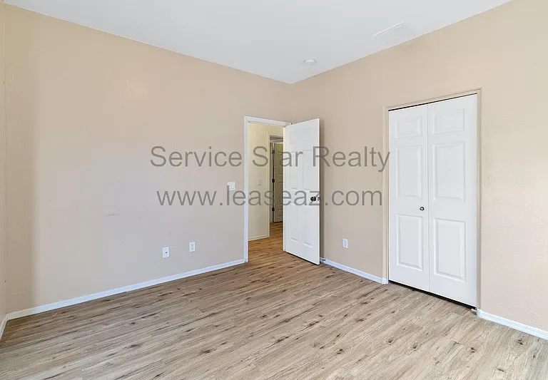 14916 N 177th Ave — Photo 13