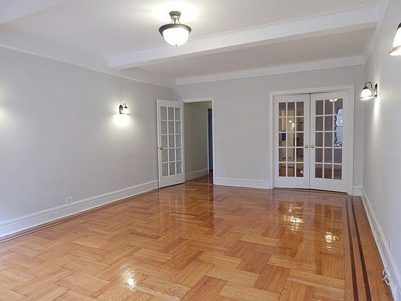 5th image of 235 W 76th St APT 6B