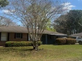 694 Towers Ave, Brunswick, GA 31525