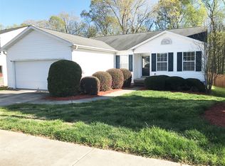 215 Calla Lilly Ln, Kernersville, NC 27284