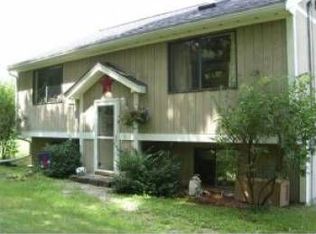 8 Little River Rd, Nottingham, NH 03290