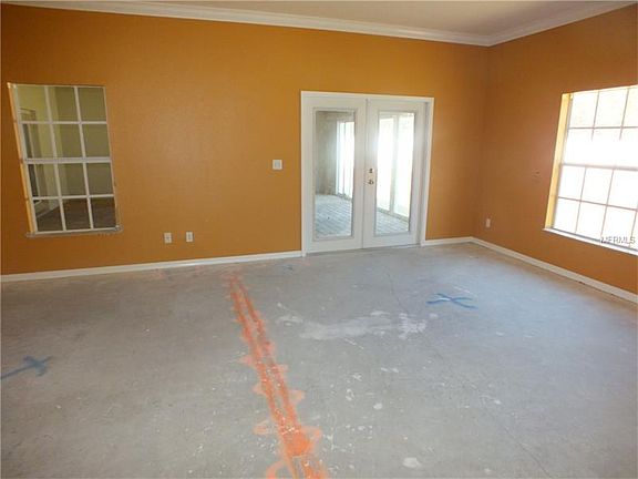 5th image of 3602 Oakwood Dr