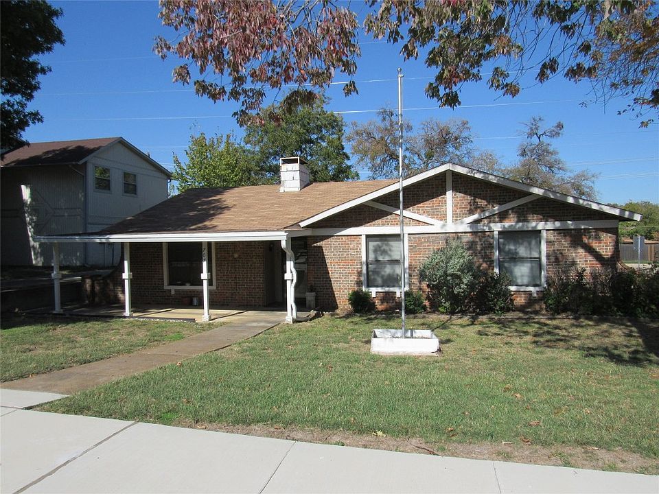 1st image of 707 Sweet Gum Dr