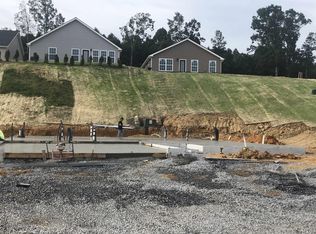 2125 Glade Dr SE, Christiansburg, VA 24073