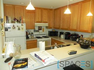 2926 N Lincoln Ave #3, Chicago, IL 60657