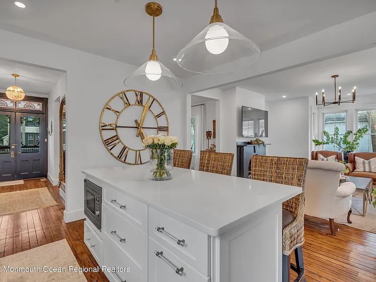 21 Pearce Ave — Photo 10