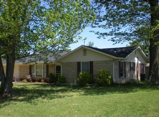 110 S Bonnie Ln, Farmington, AR 72730