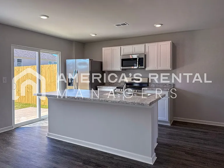 100 River Grass Dr — Photo 12