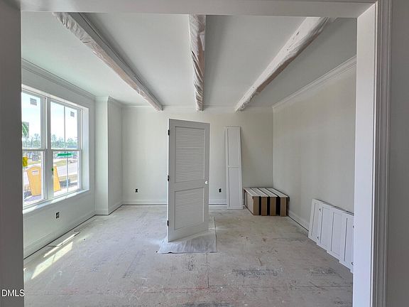 2nd image of 6036 Scalybark Rd