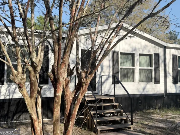 161 Sweetgum Rd, Hortense, GA 31543