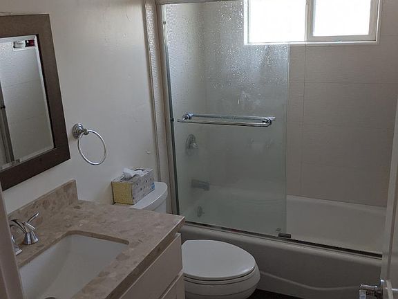 5th image of 1028 Arguello St