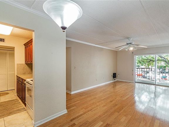 5th image of 3325 Bayshore Blvd Unit F21