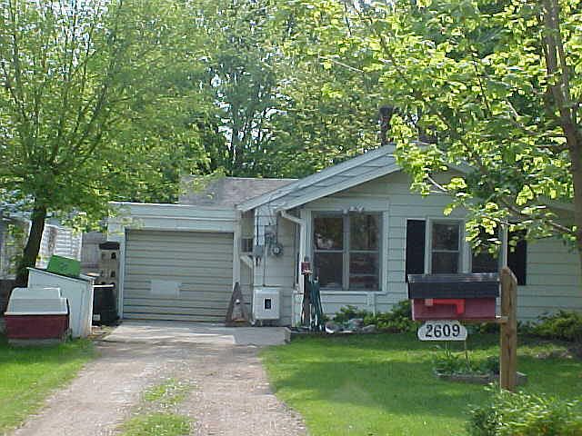 1st image of 2609 Maplewood Ave