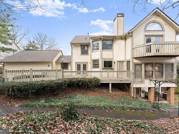 2nd image of 1456 Heritage Rd