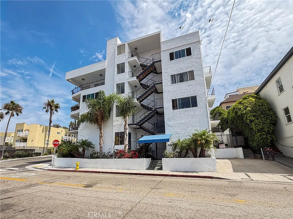 2 bed, 1092 sqft, $4,500 — Photo 1