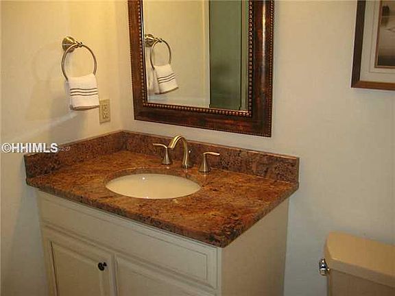 5th image of 6 Village North Dr APT 14