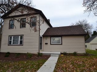824 N Washington Ave, Batavia, IL 60510