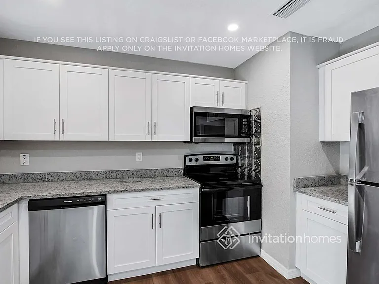 1040 Edgehill Ave — Photo 8