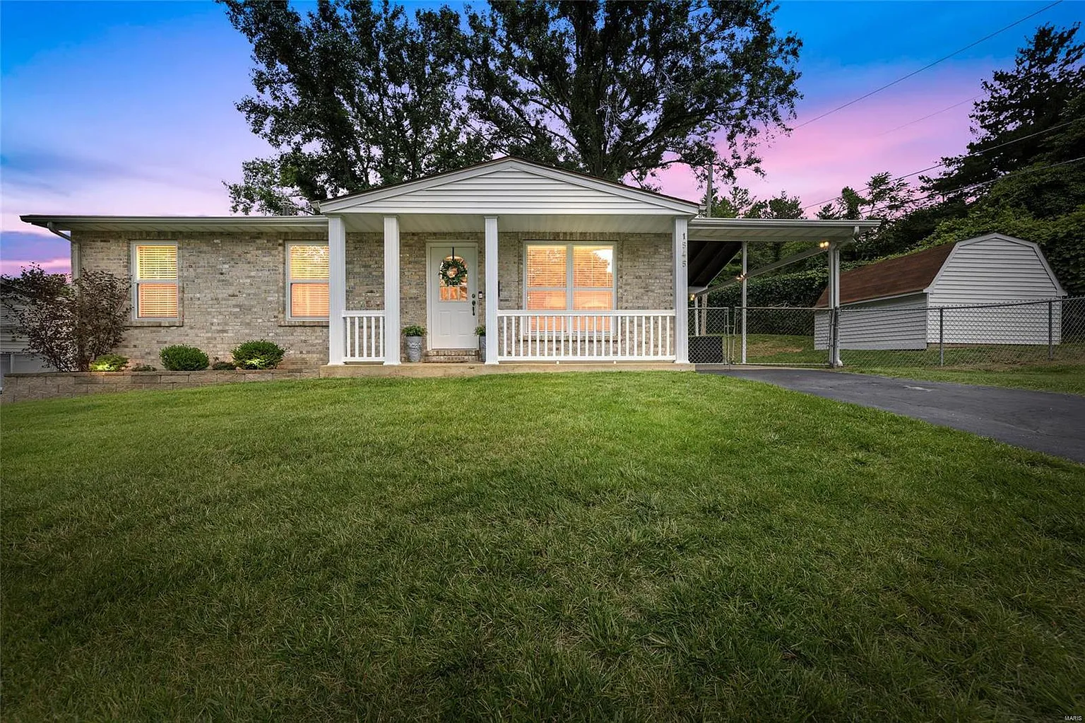 1545 Ville Martha Ln photo 1