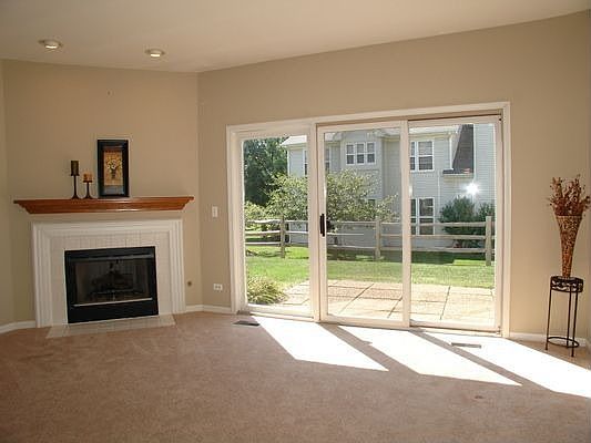 Family Room w/Fireplace