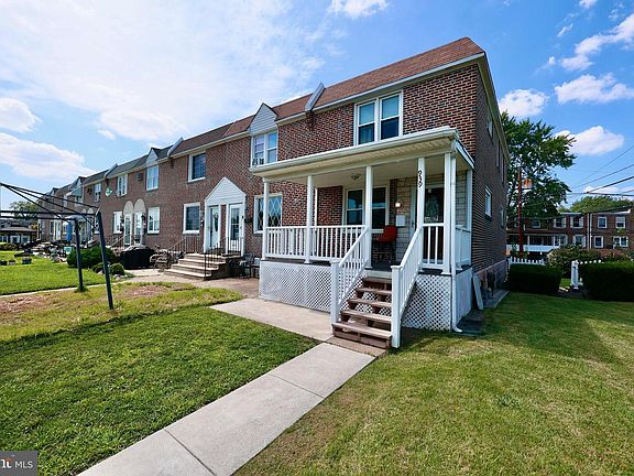 2nd image of 939 Maple Ave