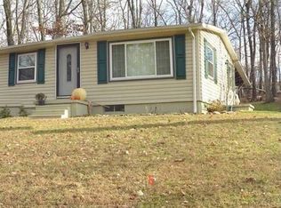 338 Oakbrook Dr, Felton, PA 17322