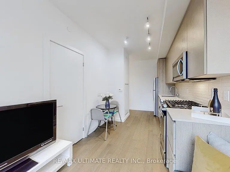 2 A Church St #708 — Photo 8