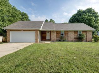 7521 E Tara Ln, Rogersville, MO 65742