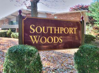101 Southport Woods Dr UNIT 101, Southport, CT 06890