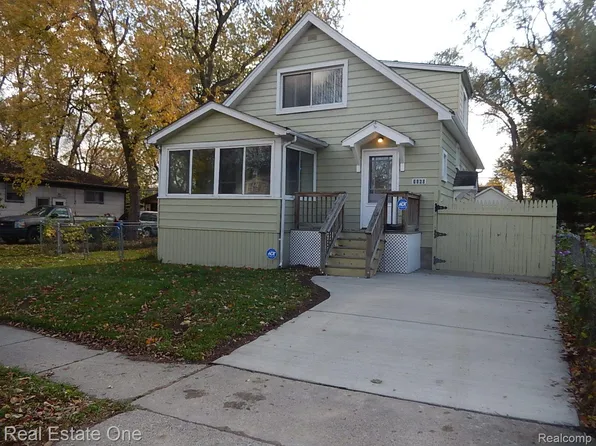 7060 Orchard Ave, Warren, MI 48091