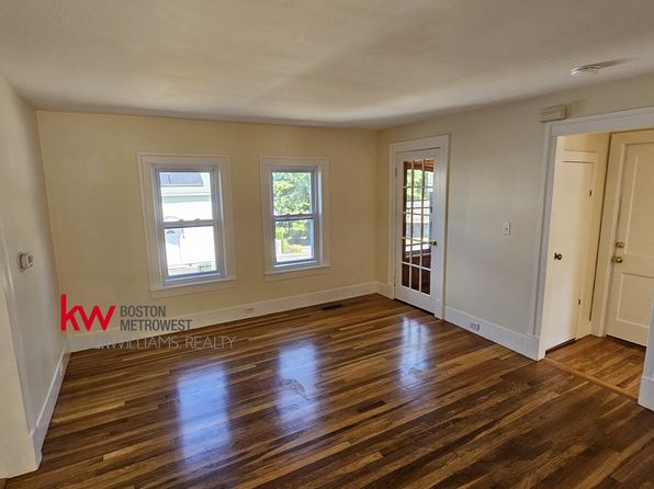 87 Russell St #1