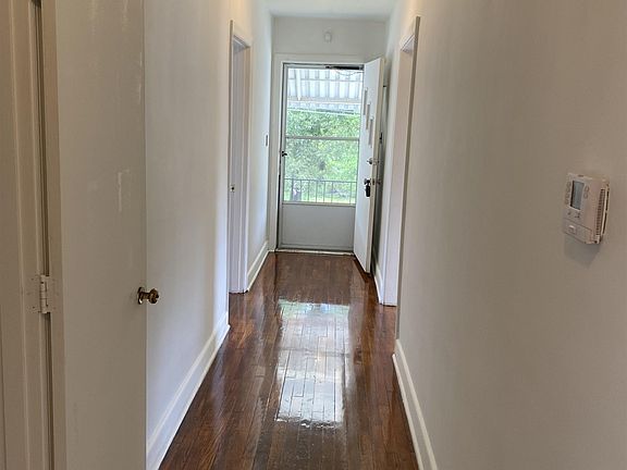 5th image of 1420 Emerald St
