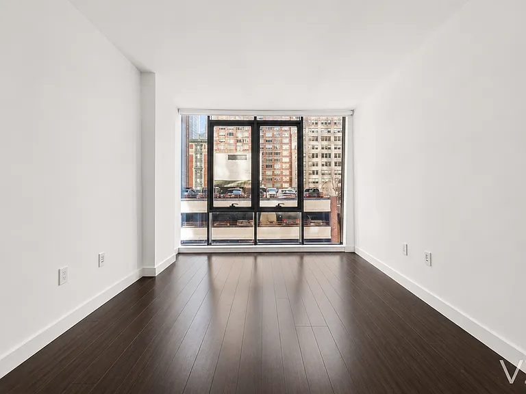 7 E 30th St #5B — Photo 11