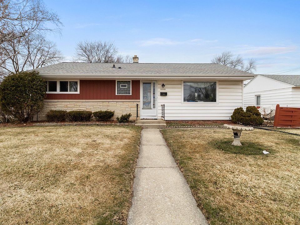 1st image of 10326 W Dakota St