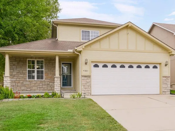 4301 Ironwood Dr, Leavenworth, KS 66048