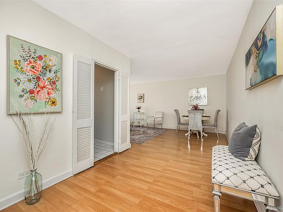 4th image of 100-25 queens blvd #6AA