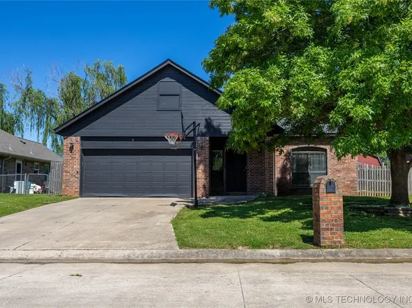 2000 S Muskogee Pl, Claremore, OK 74019