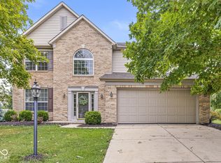 5931 Sandalwood Dr, Carmel, IN