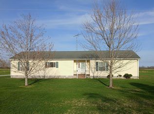 198 Briley Rd, Eldorado, IL 62930