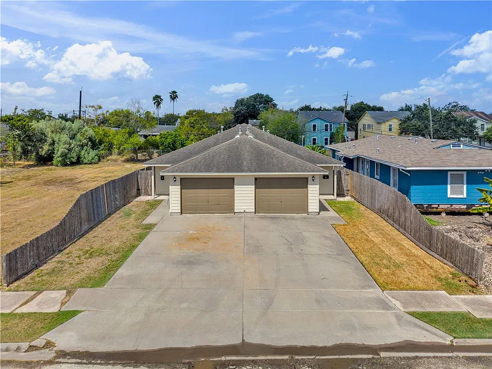 326 Oleander Ave #A