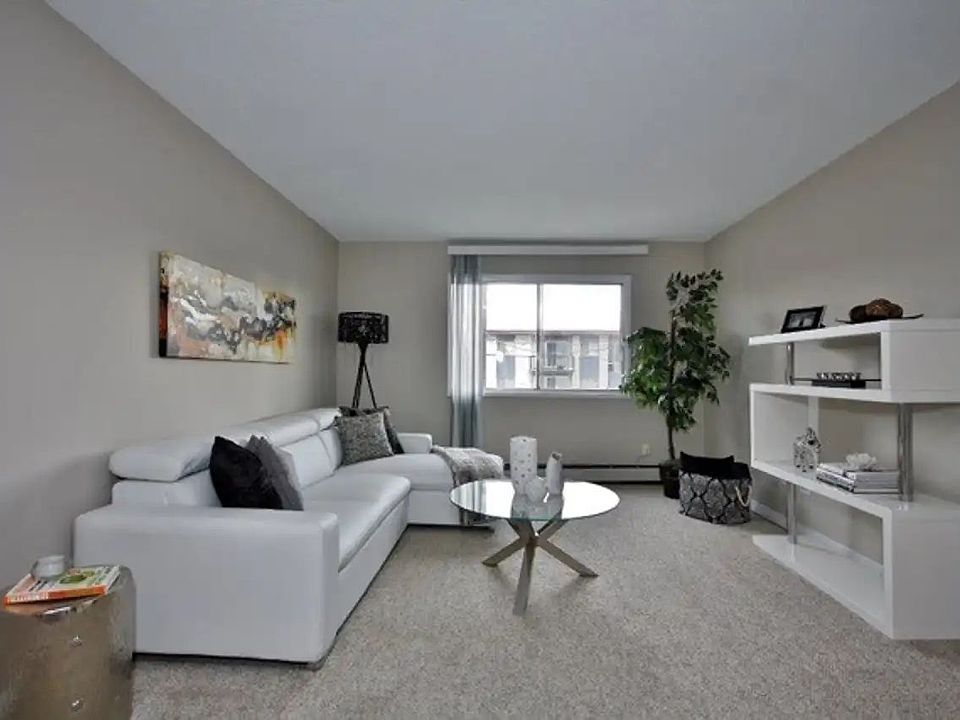 1st image of 11826 83rd St NW
