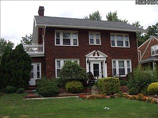 1st image of 2553 Paxton Ave