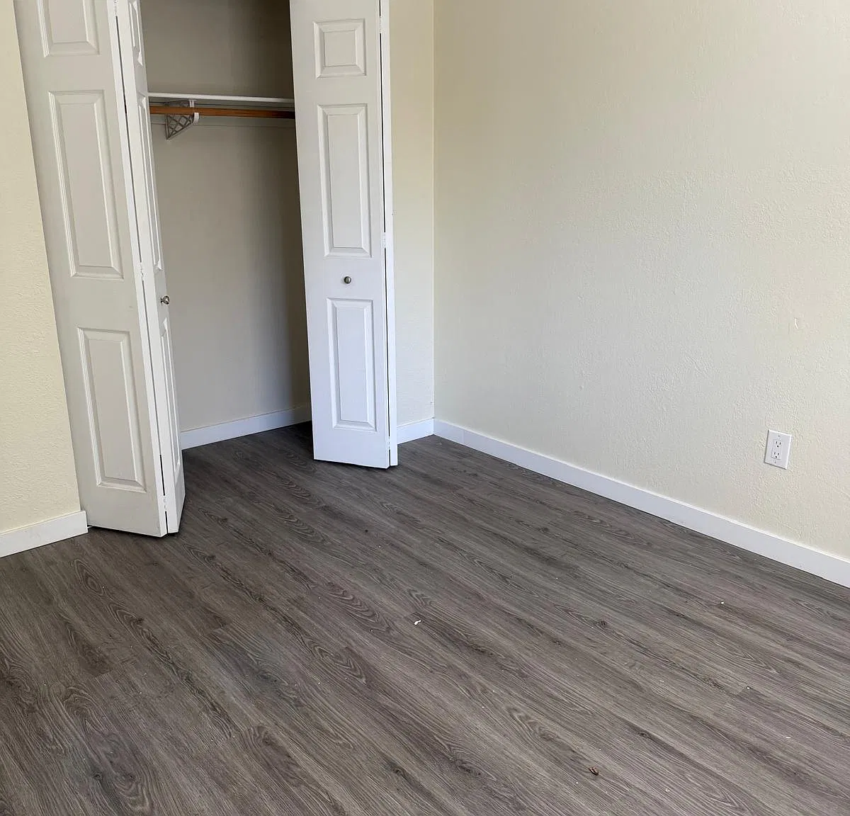 1020 Government St — Photo 2