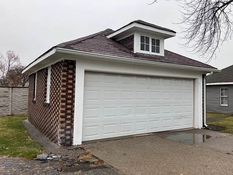 8051 Racine Rd #2 — Photo 3
