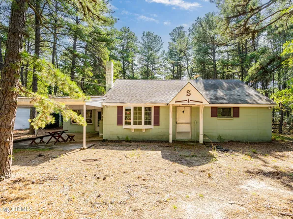 1130 Monroe Avenue, Manchester, NJ 08759